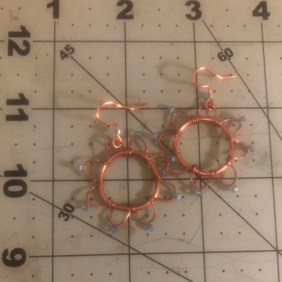 New handmade flower wire + bead dangly earrings. Copper, turquoise. Women/girls - Picture 3 of 8